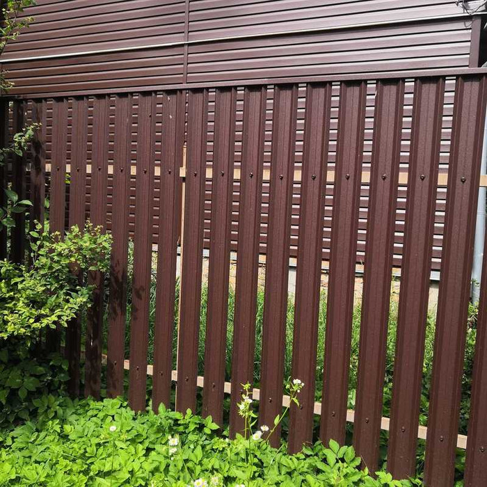 Штакетник М-образный А Grand Line 0,45 Drap RAL 8017 Шоколад фото 2
