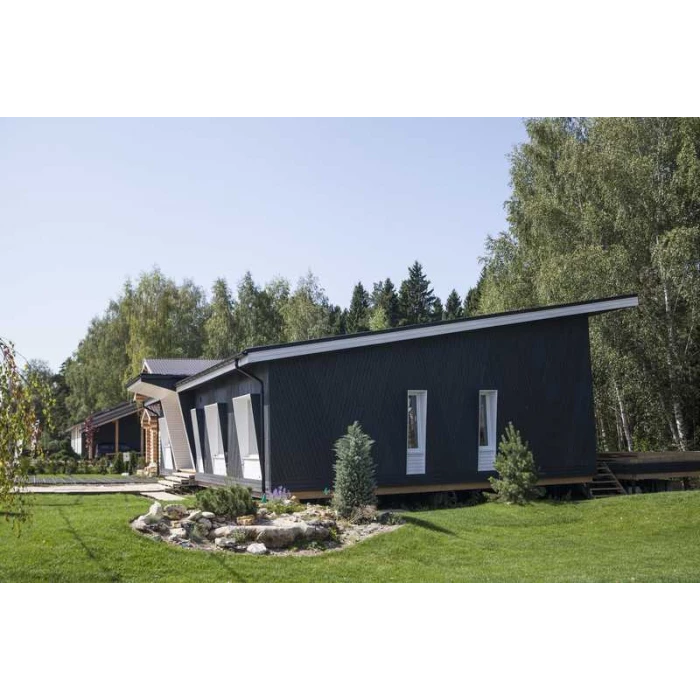 Накладка декоративная кронштейна трубы на кирпич RAL 9005