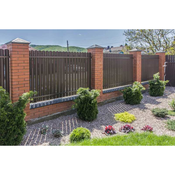 Штакетник М-образный В фигурный Grand Line 0,45 Drap RAL 8017 Шоколад фото 2